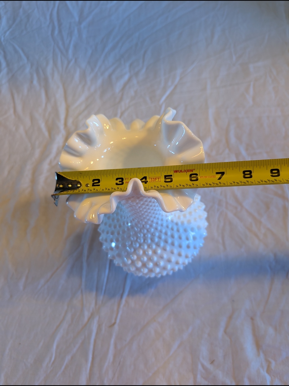 2/100$ Vintage White Hobnail Ruffled Milk Glass Vase - Picture 6 of 6